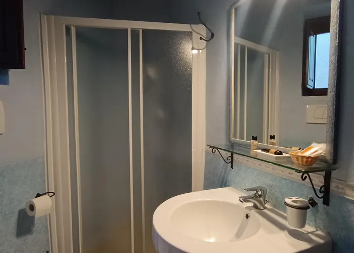Ghigo La Di Torquato Kapsül Otel *